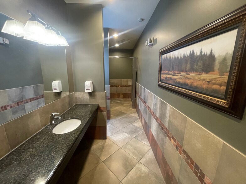 More Photos Of 11629 S 700 E, Draper Office For Sale