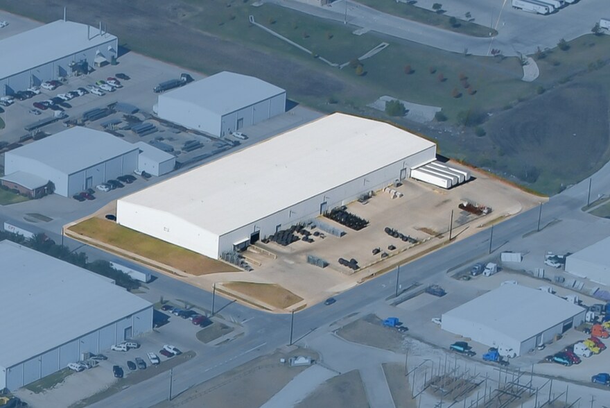 Primary Photo Of 3651 Shelby Ln, Denton Warehouse For Sale