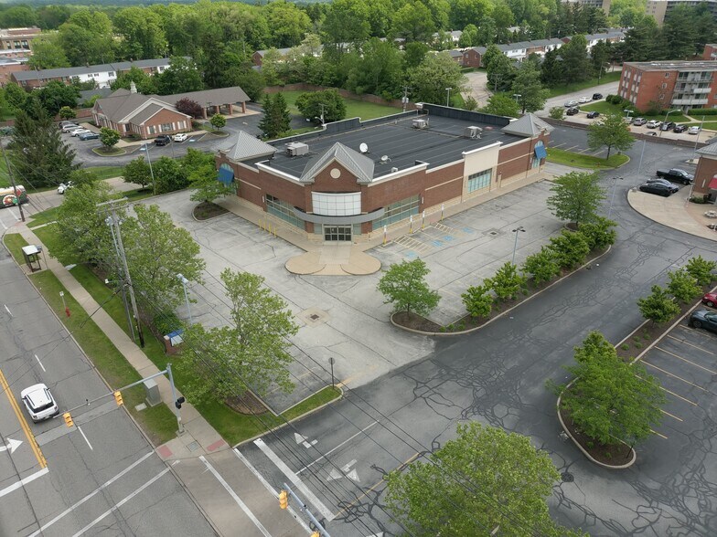 More Photos Of 1235 SOM Center Road, Mayfield Heights General Retail For Sale