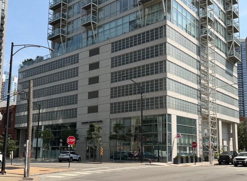 More Photos Of 467-471 W Erie St, Chicago Apartments For Sale