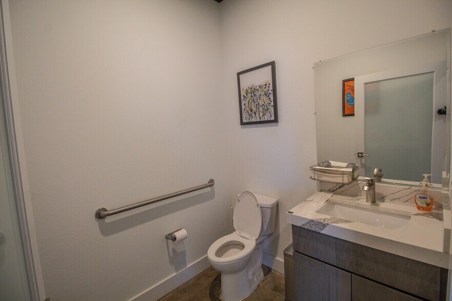 More Photos Of 6640 Taylor Rd, Punta Gorda Light Distribution For Sale