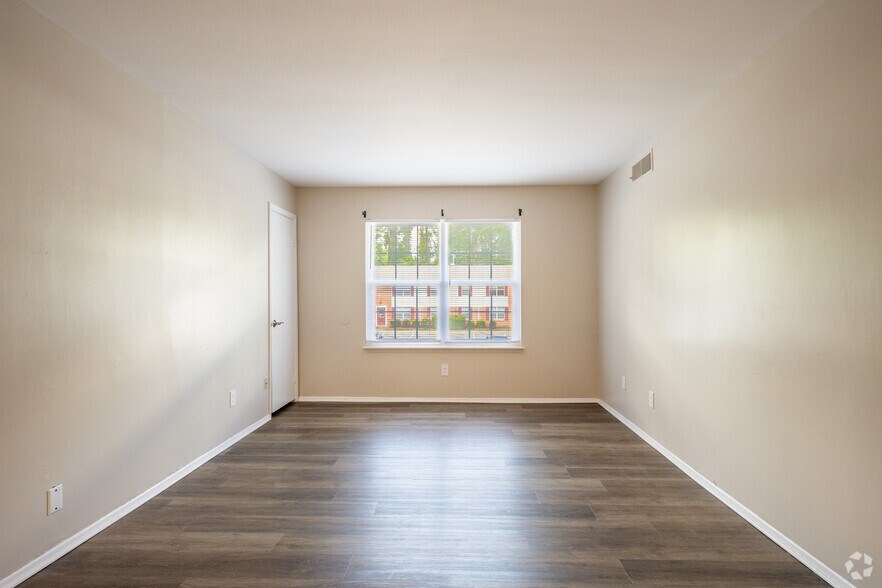 More Photos Of 201 Forest Pine Rd, Franklin Apartments For Sale