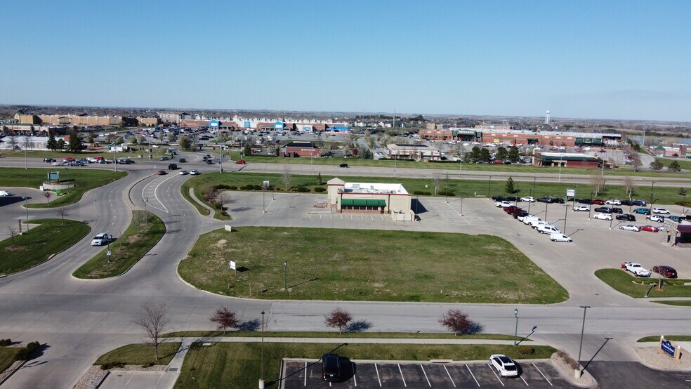 More Photos Of 84th St @ Nebraska Pkwy, Lincoln Land For Sale