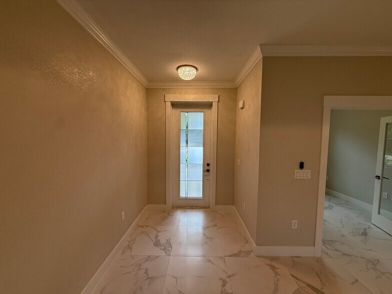 More Photos Of 14422 Chamberlain Blvd, Port Charlotte Multifamily For Sale