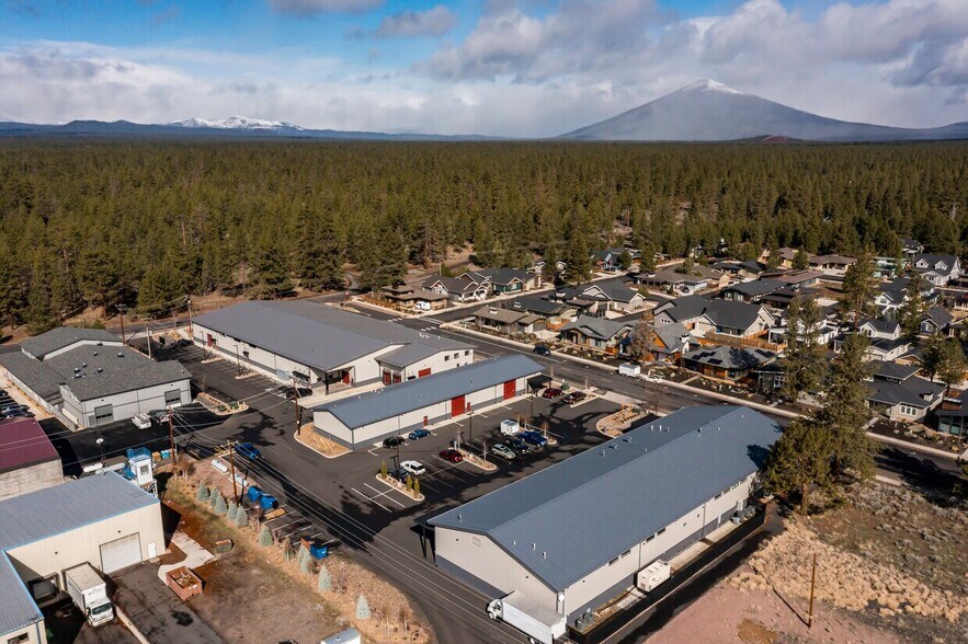 More Photos Of 275-295 W Lundgren Mill Dr, Sisters Food Processing For Sale