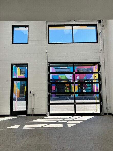 More Photos Of 1633-1639 Electric Ave, Venice Light Manufacturing For Lease