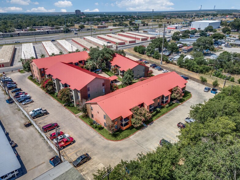 More Photos Of 7737 Skolout St, San Antonio Apartments For Sale