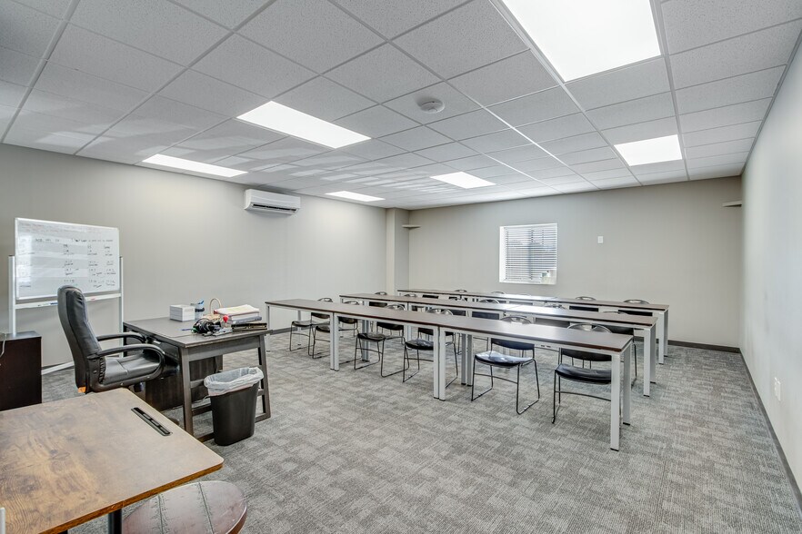 More Photos Of 3632 Southland Dr, Flowery Branch Medical For Lease