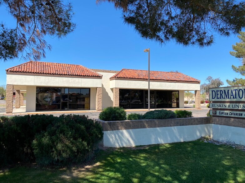 Primary Photo Of 660 N Gilbert Rd, Gilbert Freestanding For Sale