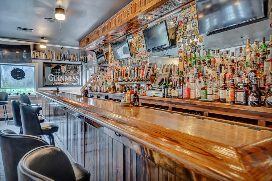 More Photos Of 50-54 Main St, Hebron Restaurant For Lease