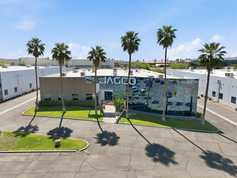 More Photos Of 3401 E Harbour Dr, Phoenix Light Manufacturing For Lease
