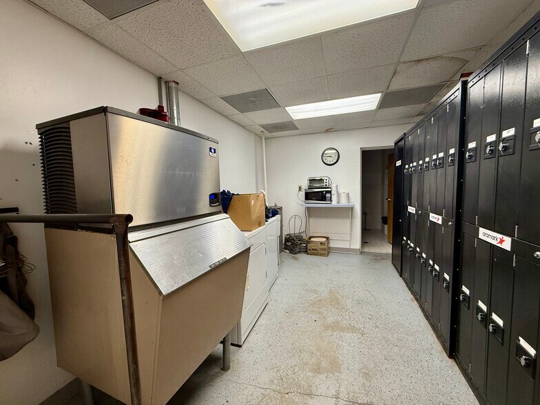 More Photos Of 7718 NC 22 Hwy, Carthage Warehouse For Lease