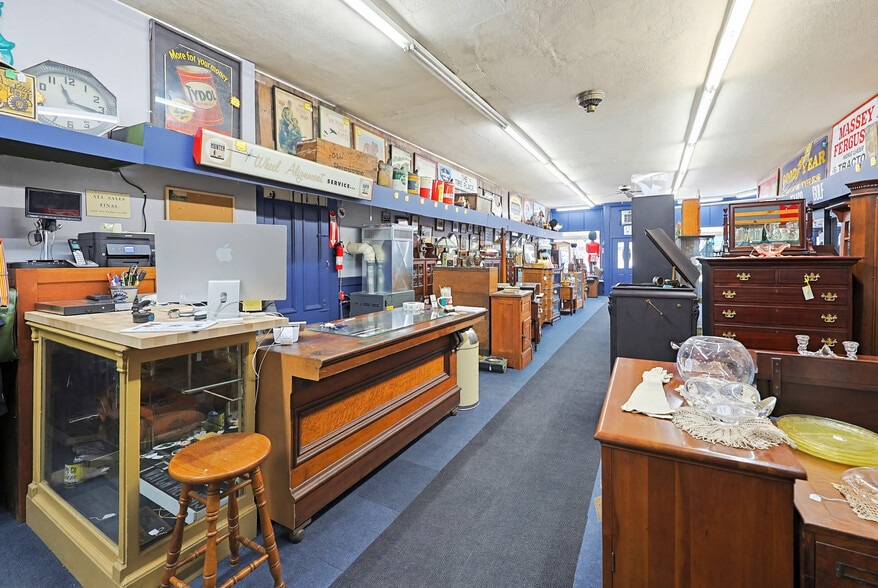 More Photos Of 800 Washington St, Holliston Storefront Retail Residential For Sale