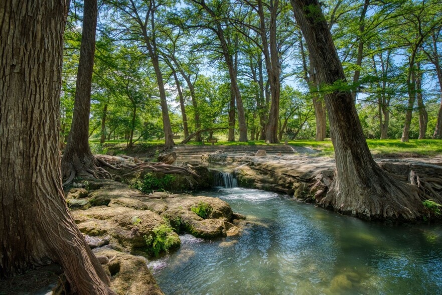 More Photos Of 5322 State Hwy 16 N, Bandera Hospitality For Sale