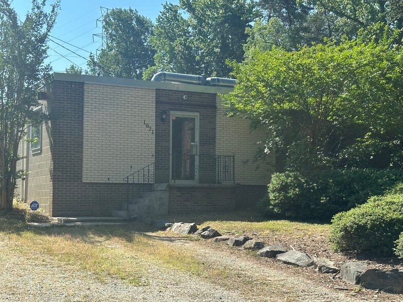More Photos Of 1021 Tarrant Rd, Greensboro Land For Lease