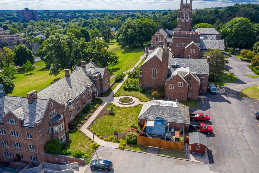 More Photos Of 1100 Goodman St S, Rochester Schools For Lease