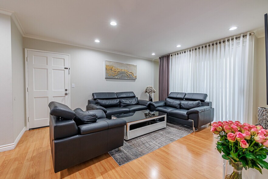 More Photos Of 904 E Lomita Ave, Glendale Apartments For Sale