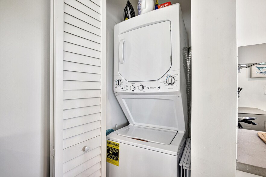 More Photos Of 625 NE 13th Ave, Fort Lauderdale Multifamily For Sale