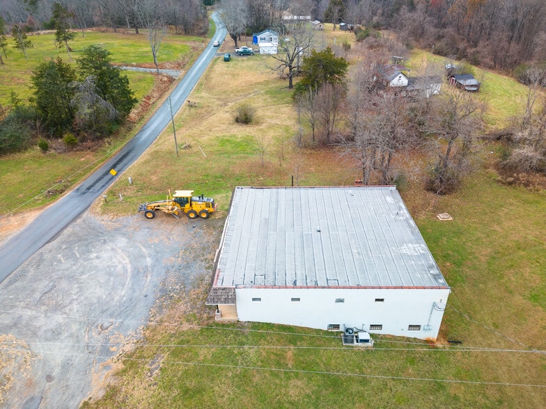 More Photos Of 3628 Brights Rd, Pittsville General Retail For Sale