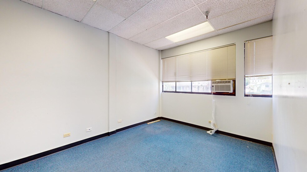 More Photos Of 1542 Young St, Honolulu Office Residential For Sale