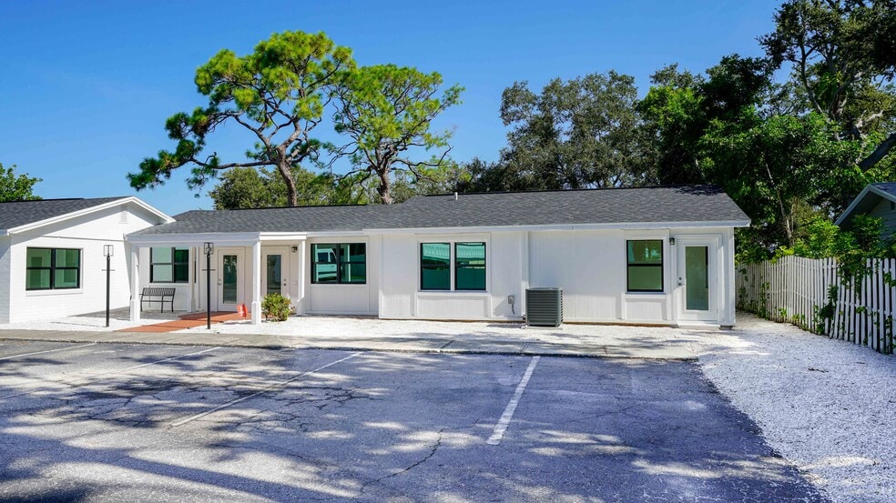 Primary Photo Of 2020 Rose St, Sarasota Medical For Lease