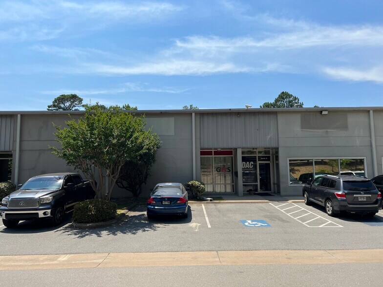 More Photos Of 3200 S Shackleford Rd, Little Rock Flex For Sale