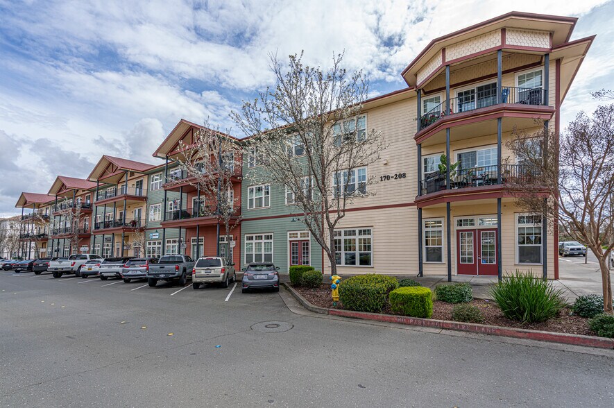 Primary Photo Of 164 Johnson St, Windsor Apartments For Sale