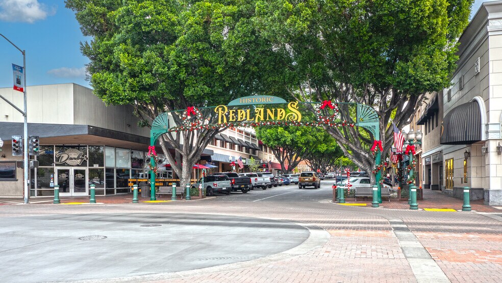 More Photos Of 317 Brookside Ave, Redlands Land For Sale