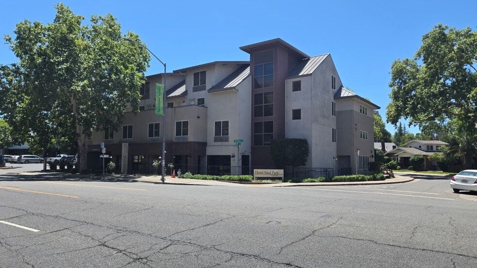 More Photos Of 2356 Stockton Blvd, Sacramento Hotel For Sale
