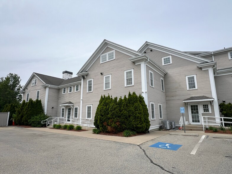 More Photos Of 10 New Driftway, Scituate Medical For Lease