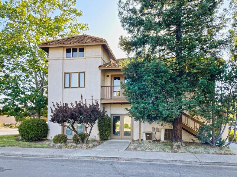 More Photos Of 414 W Napa St, Sonoma Office For Lease