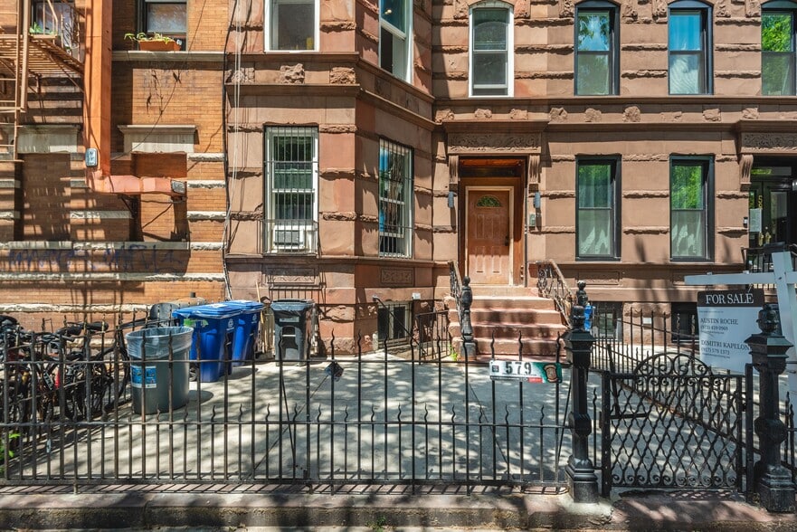 More Photos Of 579 Decatur St, Brooklyn Apartments For Sale
