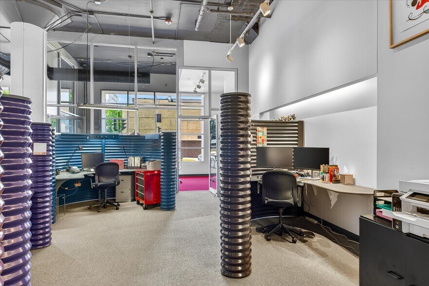More Photos Of 155 E Wilson St, Madison Office For Sale