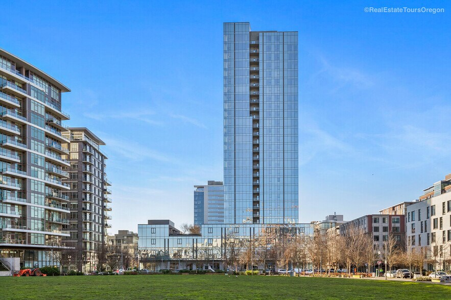 More Photos Of 1022 NW Overton St, Portland Multifamily For Sale