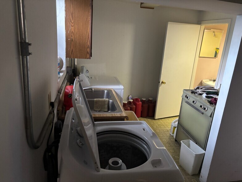 More Photos Of 1033 Grand Ave, Saint Paul Health Club For Sale