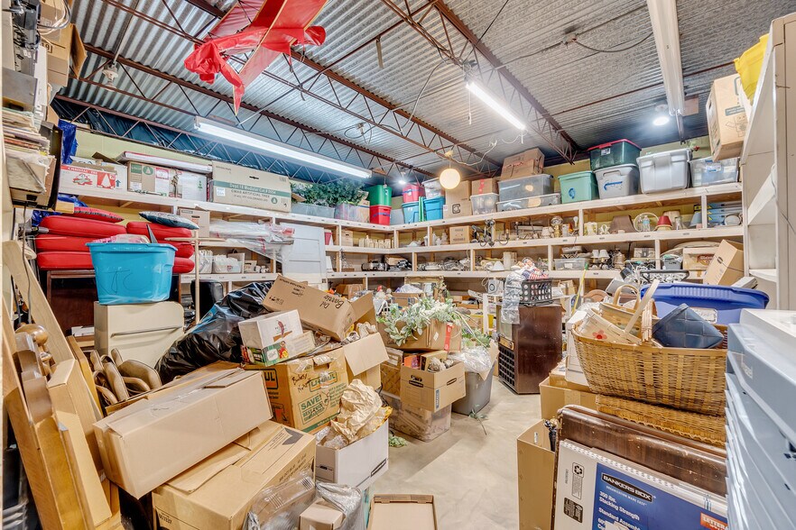 More Photos Of 112 N Orange St, Fredericksburg Storefront Retail Office For Sale