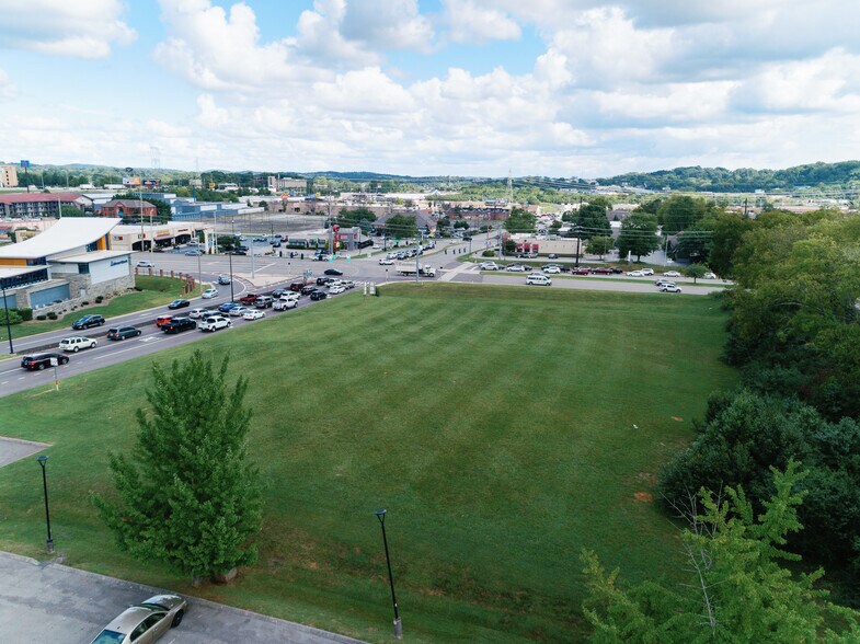 Primary Photo Of 303 N Peters Rd, Knoxville Land For Sale