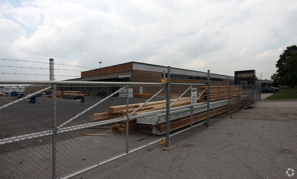 More Photos Of 200 Brockport Dr, Toronto Warehouse For Sale