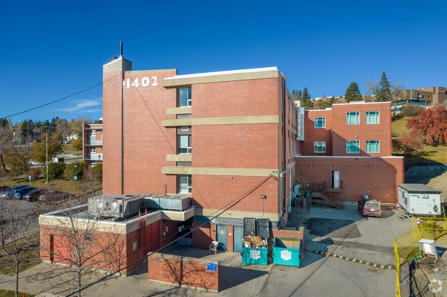 More Photos Of 1402 8 Ave NW, Calgary Medical For Lease