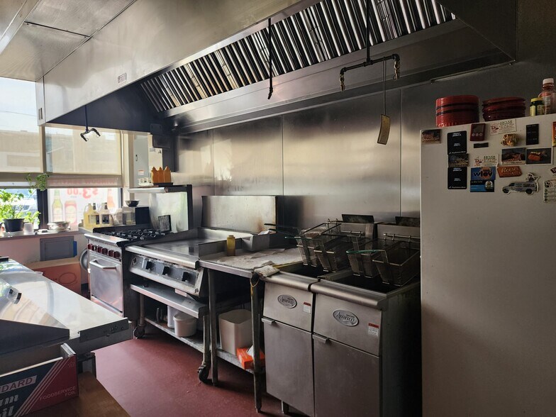 More Photos Of 601 Front St, Catasauqua Restaurant For Sale