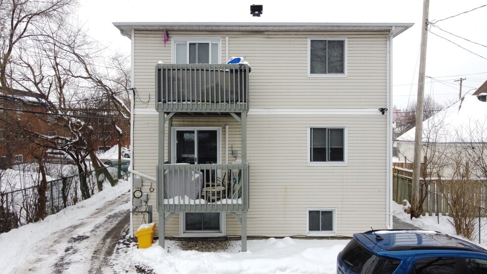More Photos Of 369 Lafontaine Ave, Ottawa Apartments For Sale