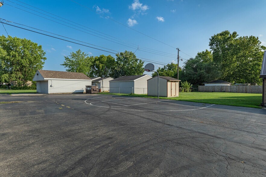 More Photos Of 2552 Bushnell Ave, Dayton Religious Facility For Sale