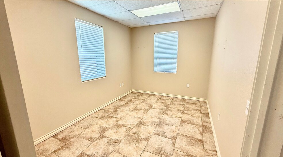 More Photos Of 4617 S County Rd 1210 rd, Midland Warehouse For Lease