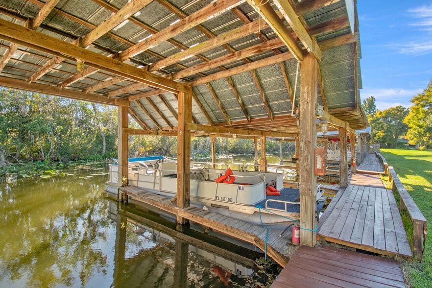 More Photos Of 6808 Lake Griffin Rd, Lady Lake Hotel For Sale