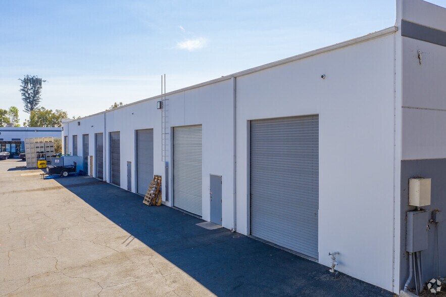 More Photos Of 302 Enterprise St, Escondido Unknown For Lease