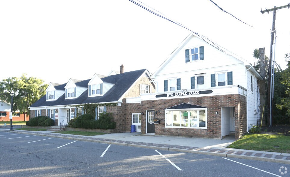 Primary Photo Of 100-108 Main St, Allenhurst Storefront Retail Office For Lease