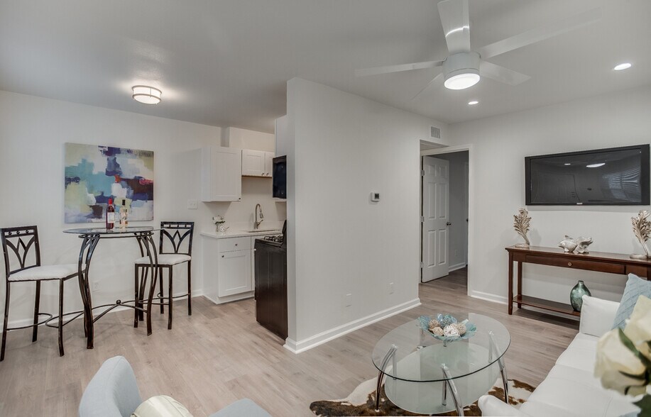 More Photos Of 4927 San Jacinto St, Dallas Apartments For Sale