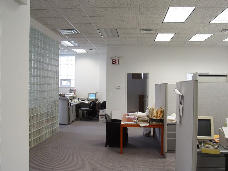 More Photos Of 124-14 22nd Ave, College Point Office For Lease