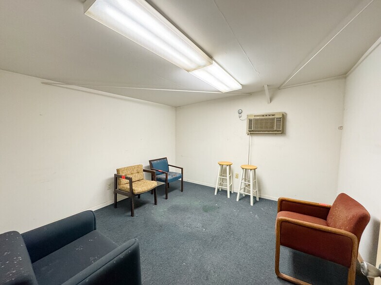 More Photos Of 7206 Elbert, Houston Industrial For Sale