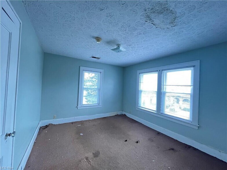 More Photos Of 4125 Station Ave, Ashtabula Shelter For Sale